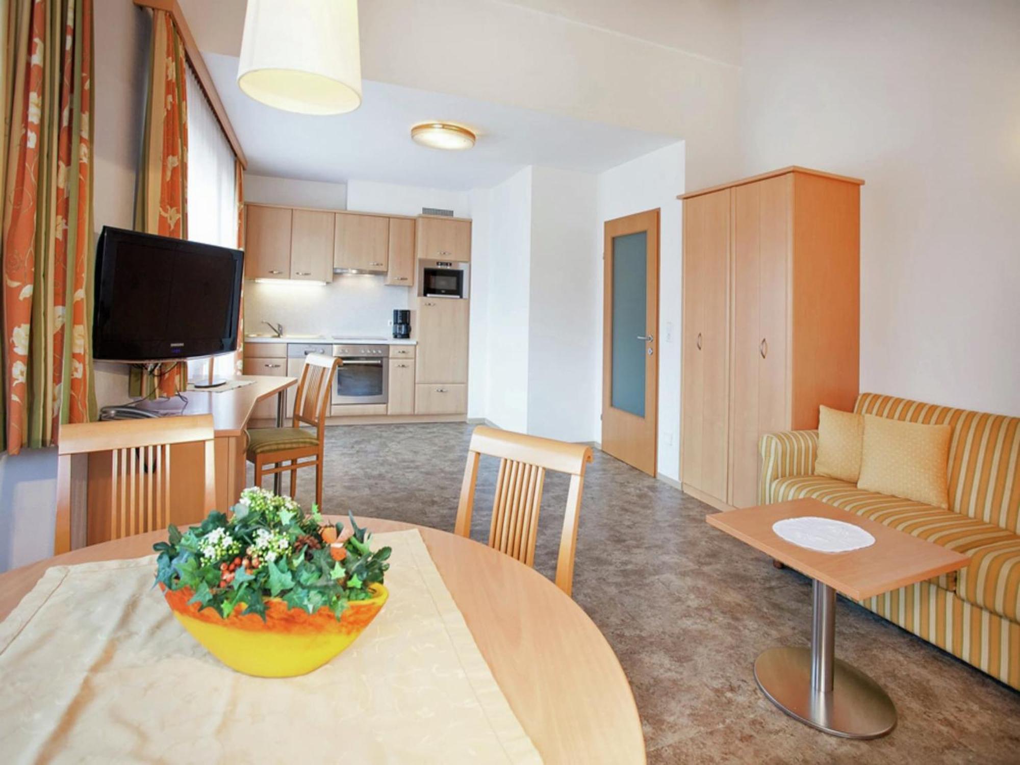 Attractive Holiday Home In Kaltenbach On The Ski Slope Stumm Esterno foto