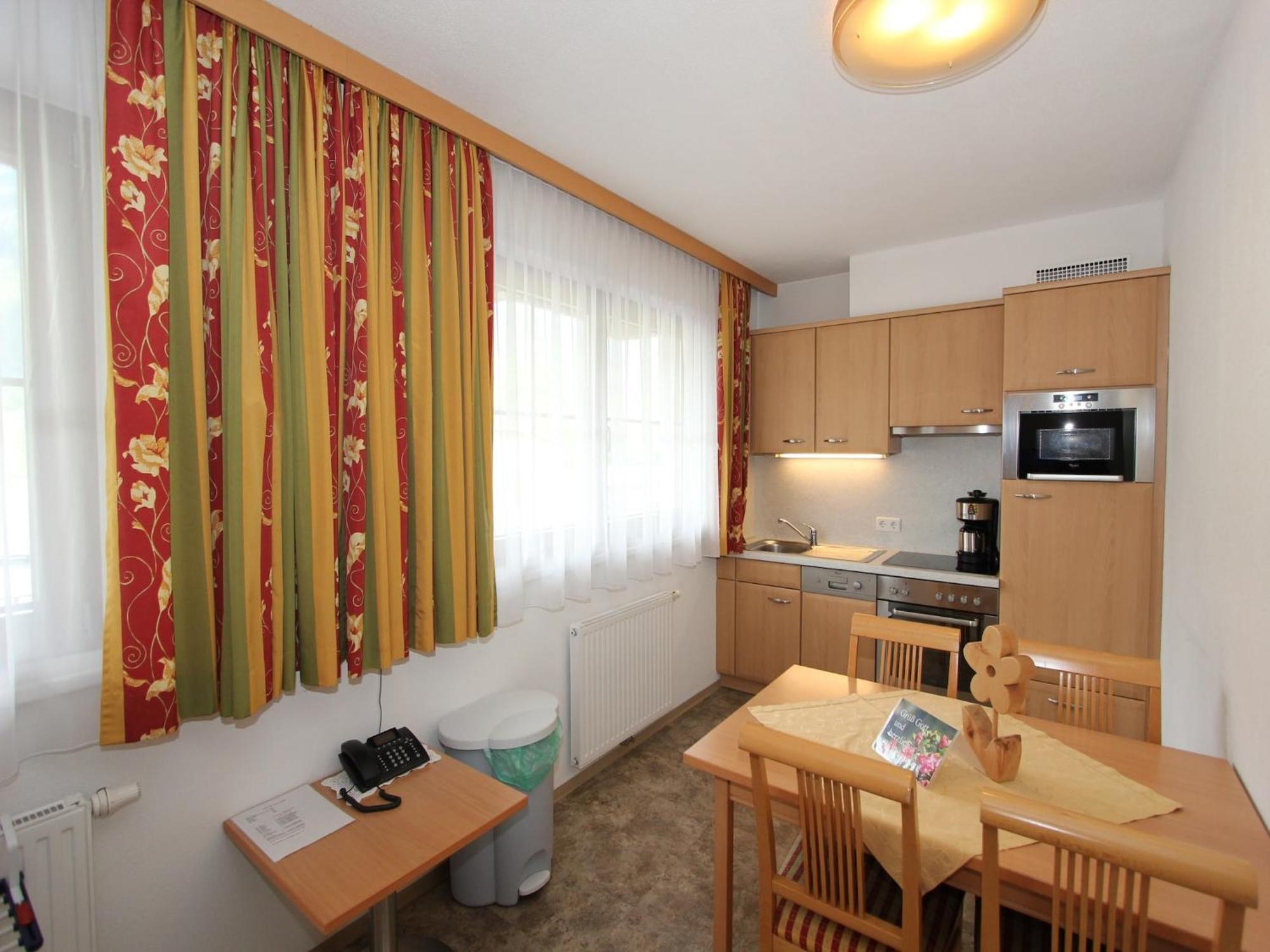 Attractive Holiday Home In Kaltenbach On The Ski Slope Stumm Esterno foto