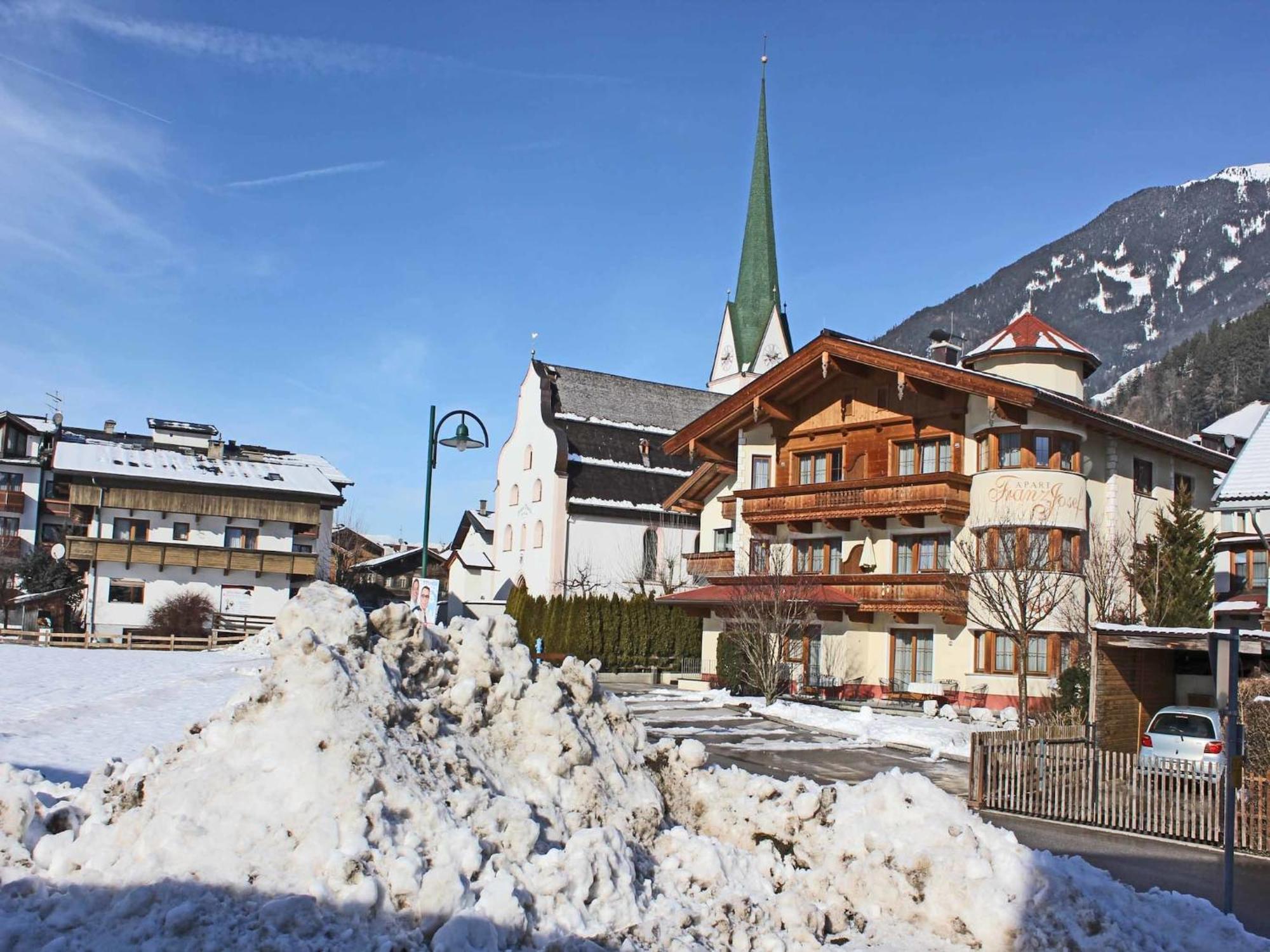 Attractive Holiday Home In Kaltenbach On The Ski Slope Stumm Esterno foto